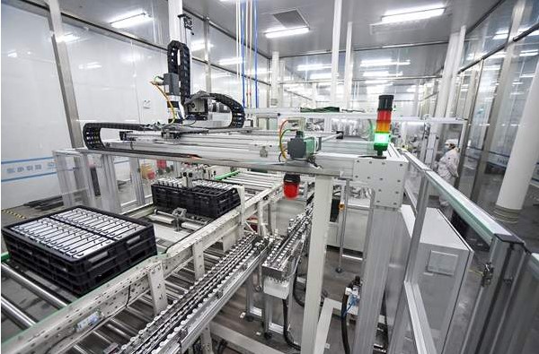 “三科變頻器”